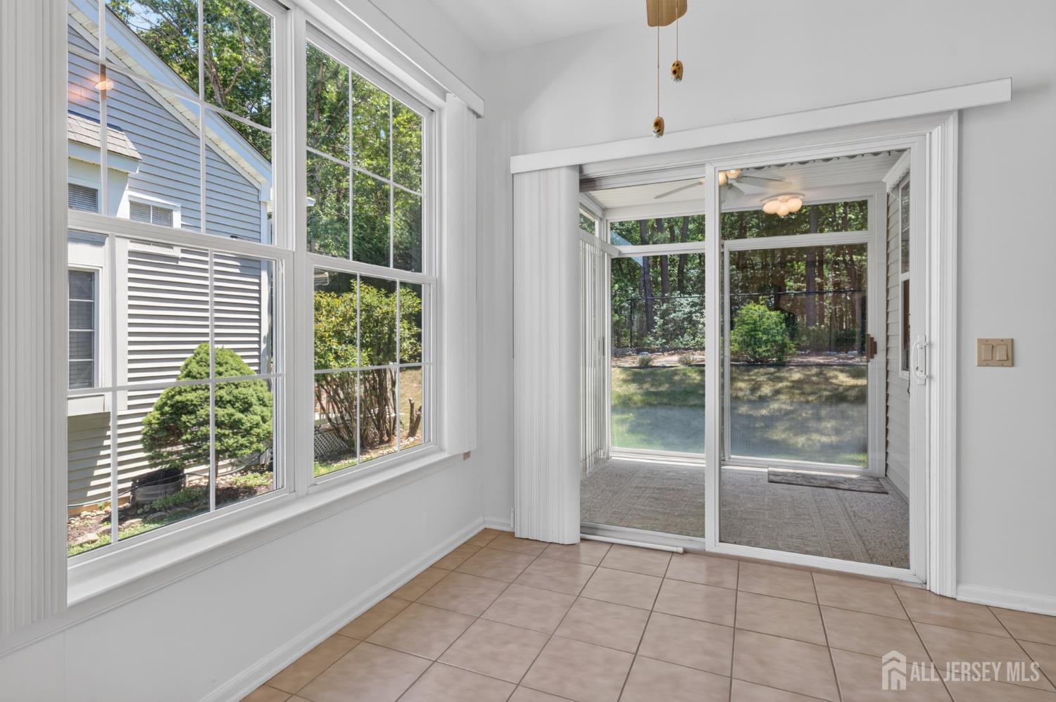 20 Valley Stream Place Barnegat, NJ 08005 - Photo 23 of 37