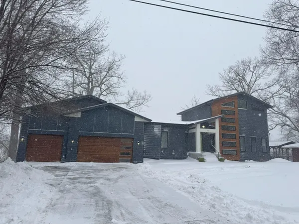 $1,637,000 | 321 Maple Island Road, Burnsville, MN 55306