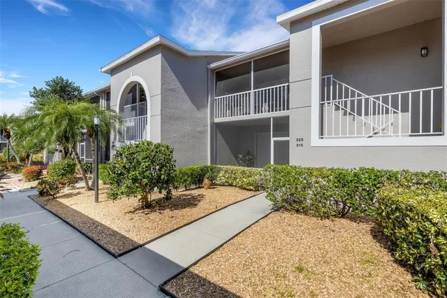 $3,500 | 8921 Veranda Way, Unit 325, Sarasota, FL 34238