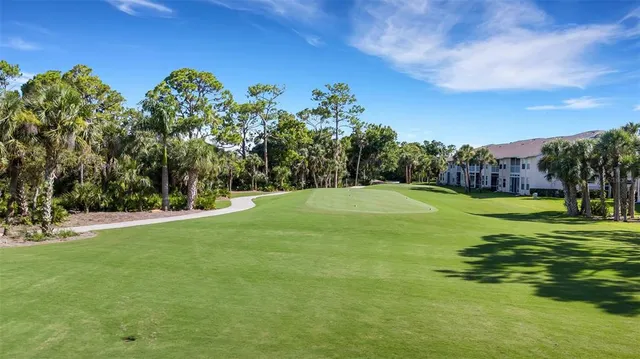 $3,500 | 8921 Veranda Way, Unit 325, Sarasota, FL 34238