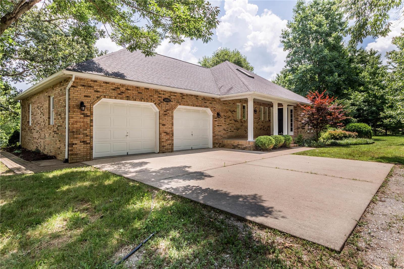 14988 Cundiff Road Carterville, IL 62918 - Photo 2 of 48 Gallery Image 2
