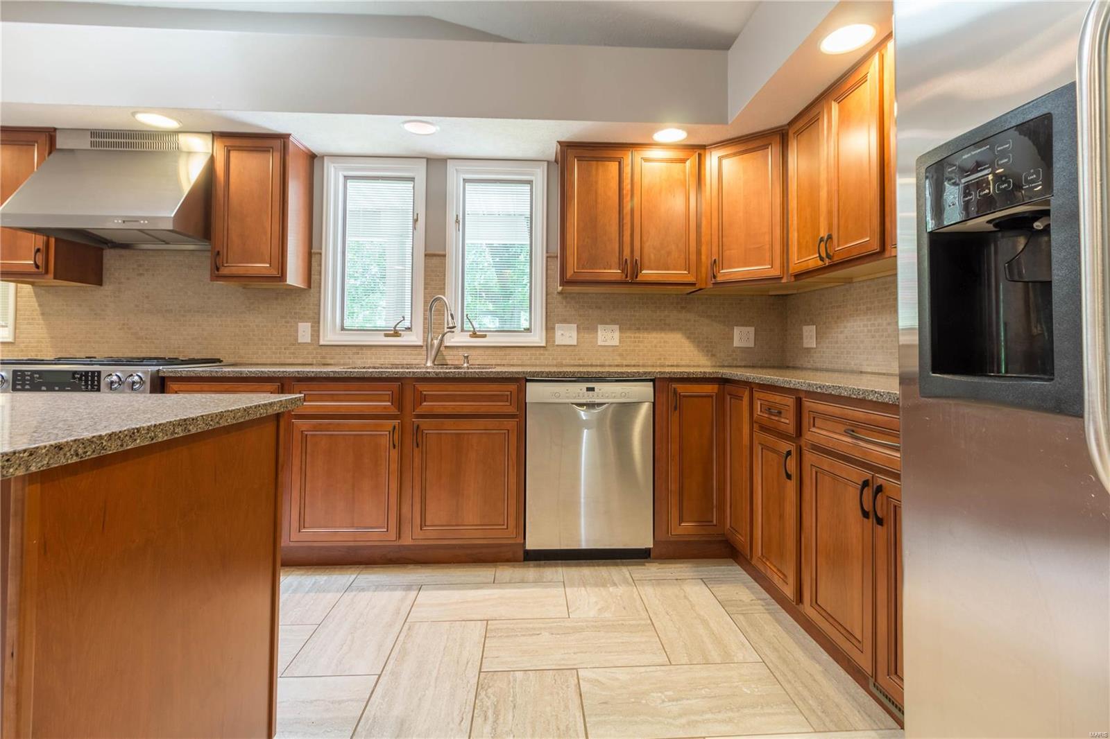 14988 Cundiff Road Carterville, IL 62918 - Photo 16 of 48 Gallery Image 16