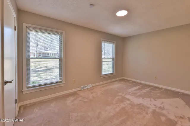 $299,900 | 364 Ridgewood Drive, Dresden, TN 38225