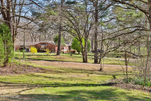 $299,900 | 364 Ridgewood Drive, Dresden, TN 38225