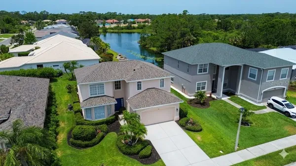 $949,000 | 7462 Featherstone Boulevard, Sarasota, FL 34238