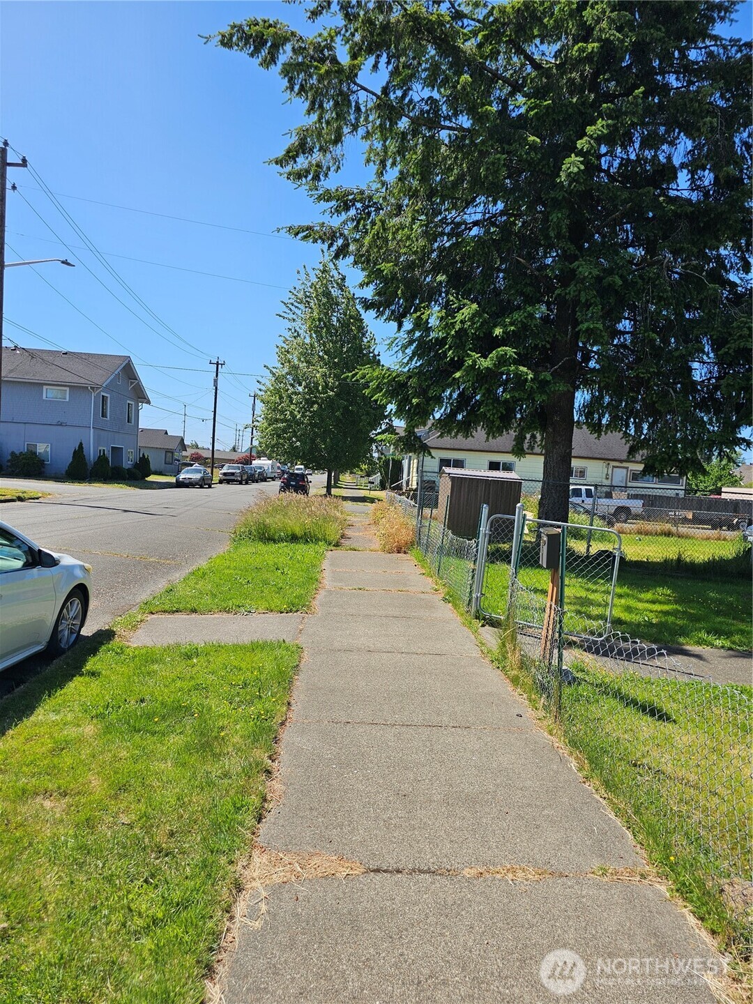 709 Monroe Street Hoquiam, WA 98550 - Photo 18 of 22 a view of a park with slide