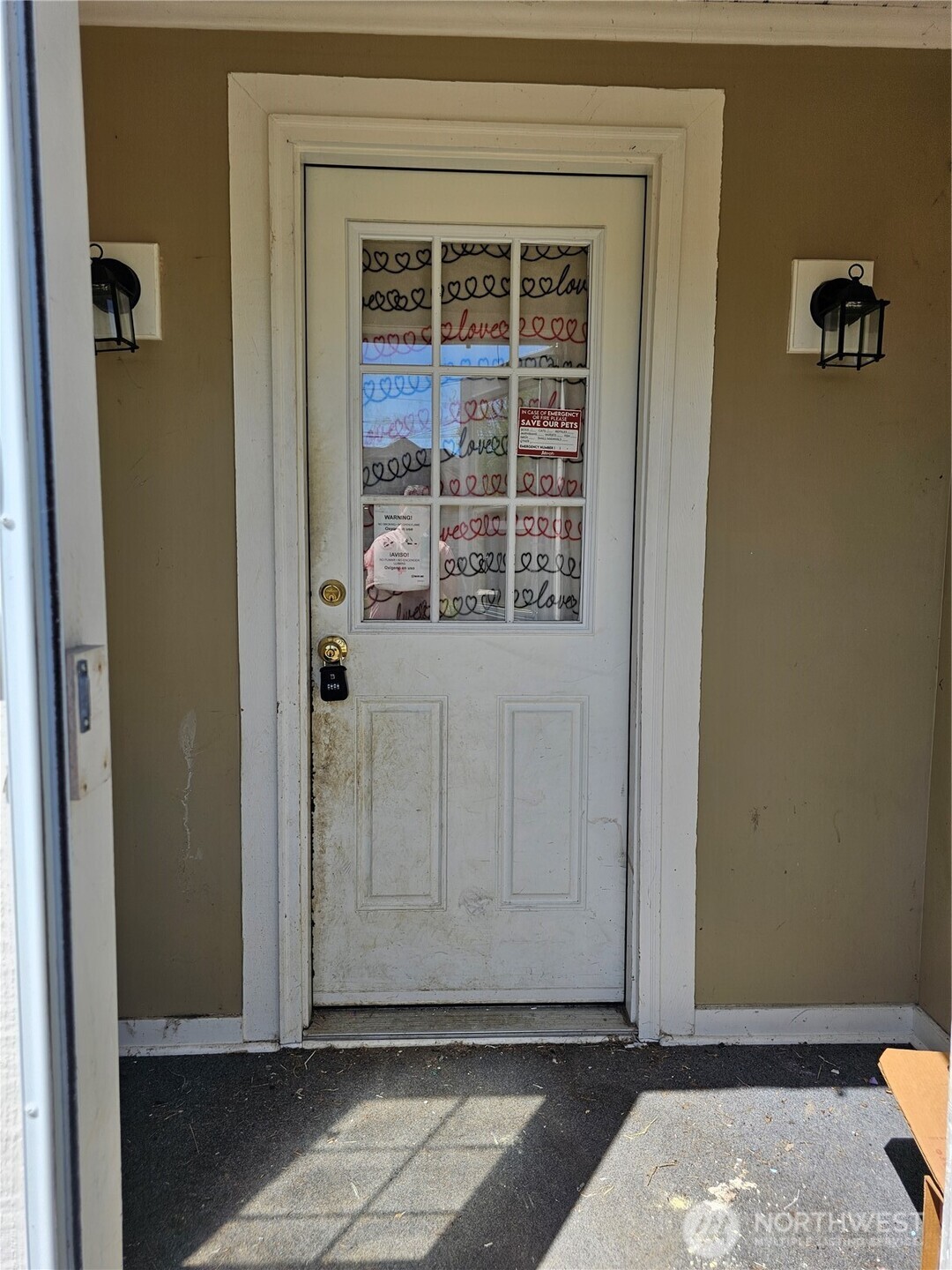 709 Monroe Street Hoquiam, WA 98550 - Photo 3 of 22 a view of outdoor space