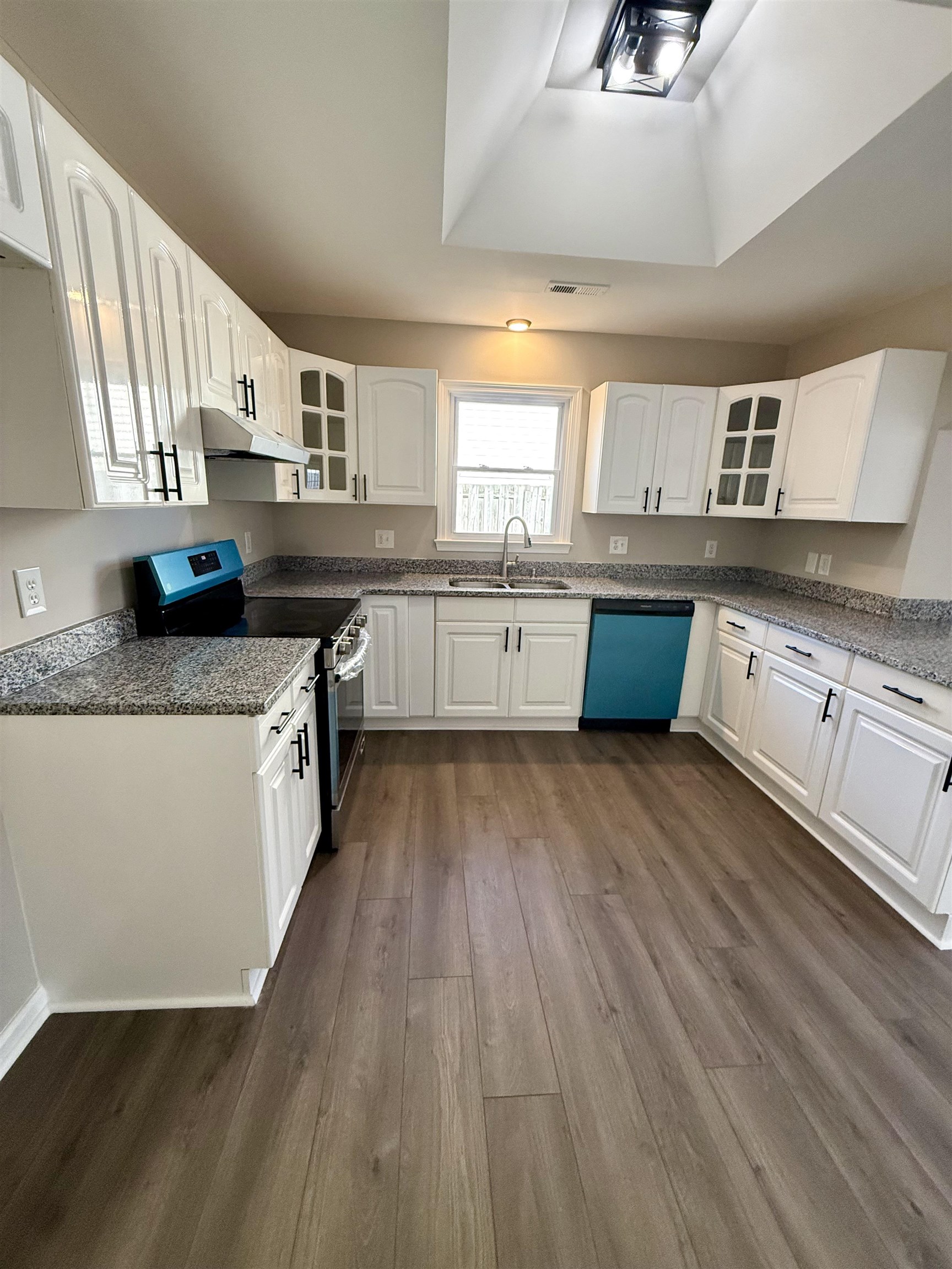 105 Peccole Pass Moore, SC 29369 - Photo 3 of 9