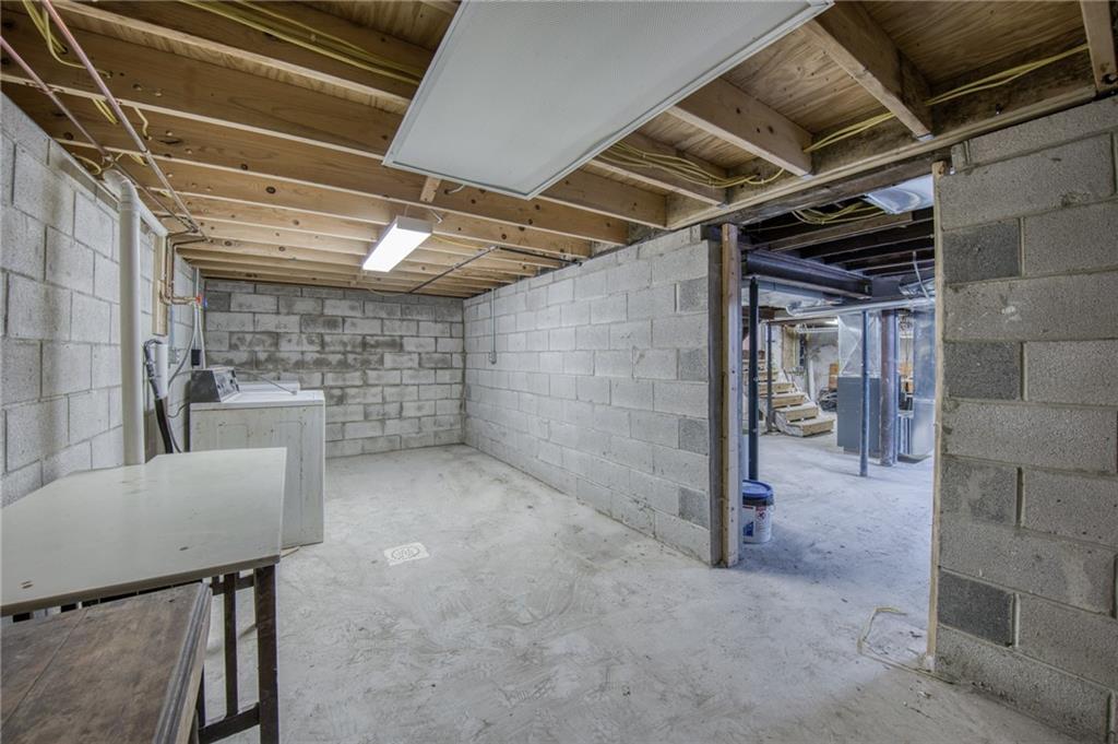 923 Adams Street New Castle, PA 16101 - Photo 33 of 38