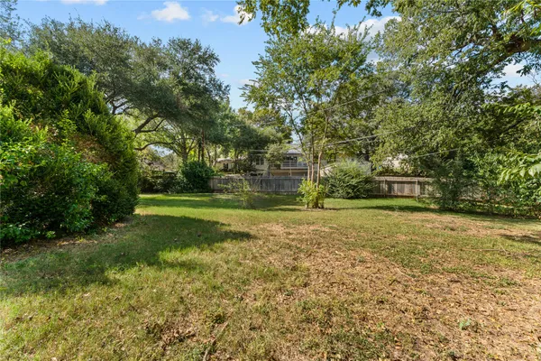 $1,800 | 2807 North 42nd Street, Waco, TX 76708