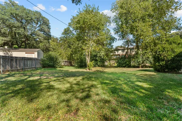 $1,800 | 2807 North 42nd Street, Waco, TX 76708