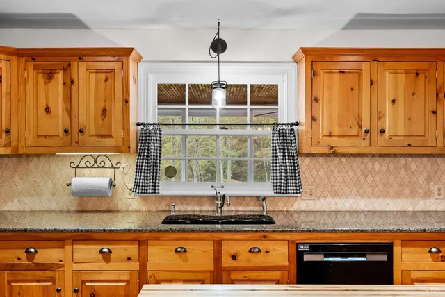 $599,900 | 327 Hans Hill Drive, Madison Heights, VA 24572