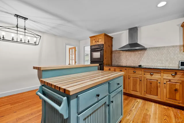 $599,900 | 327 Hans Hill Drive, Madison Heights, VA 24572