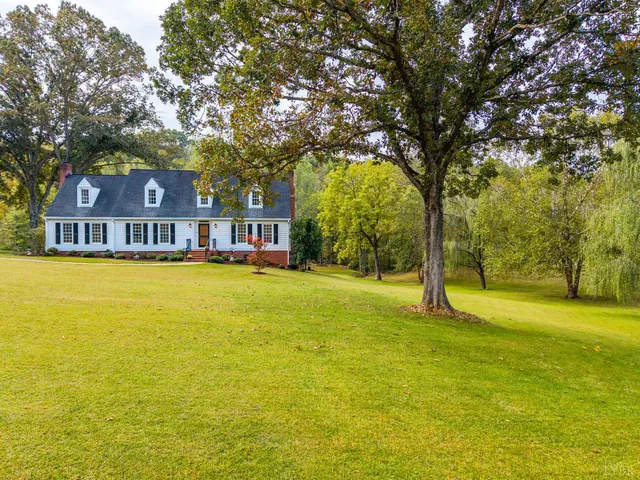 $599,900 | 327 Hans Hill Drive, Madison Heights, VA 24572