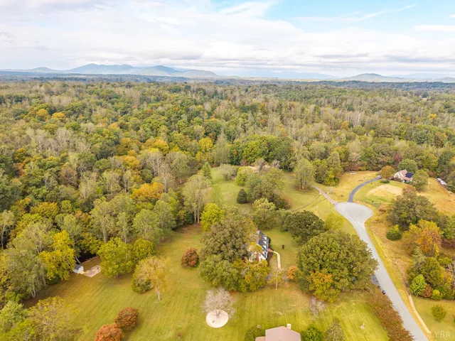 $599,900 | 327 Hans Hill Drive, Madison Heights, VA 24572