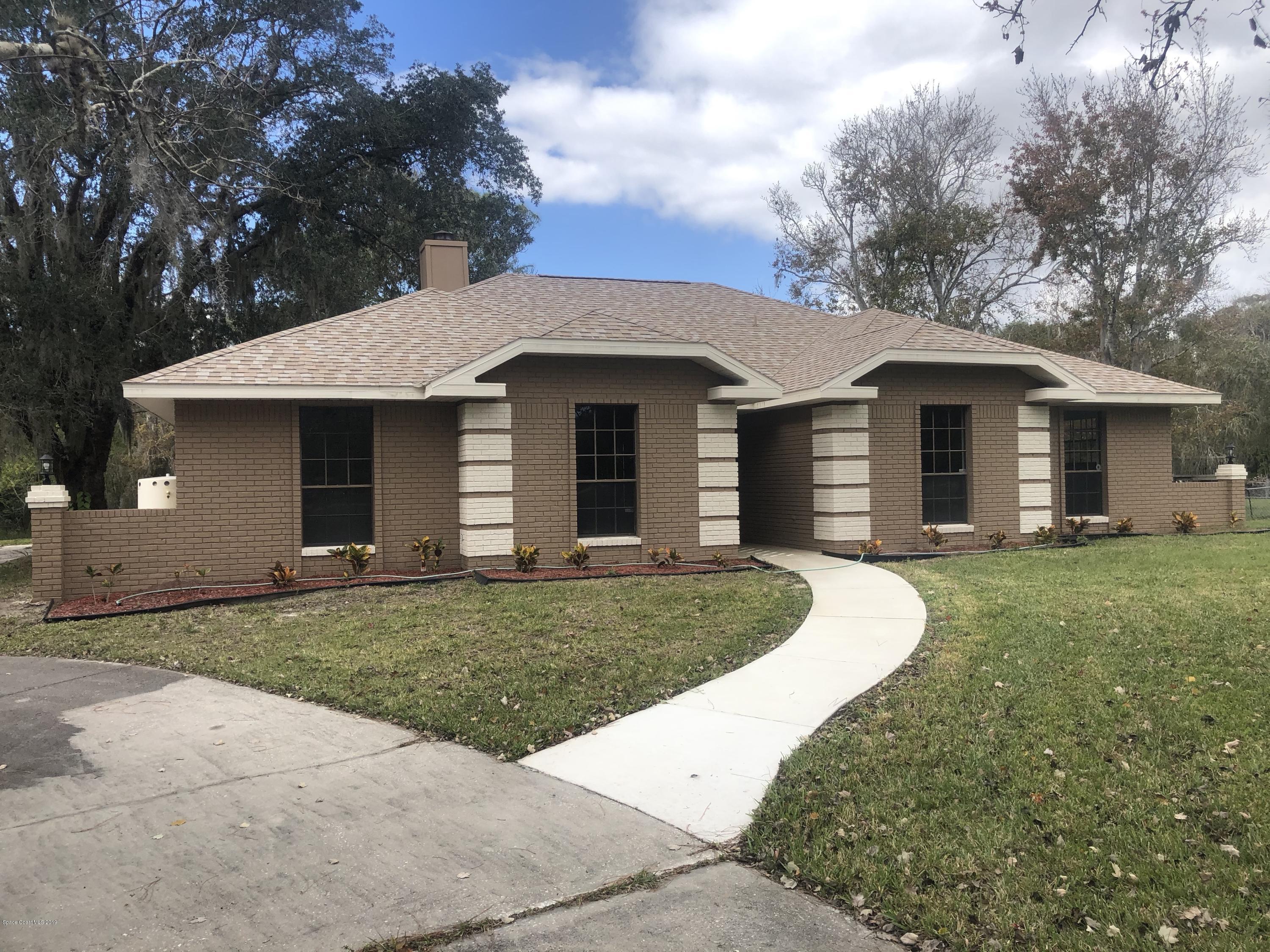 4400 Country Road Melbourne, FL 32934 - Photo 1 of 20 K8MeOQJLQmqeoMqvhSO3Fg