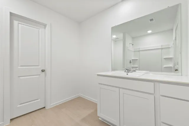 $1,900 | 249 Douglas Hls Drive, Magnolia, TX 77354