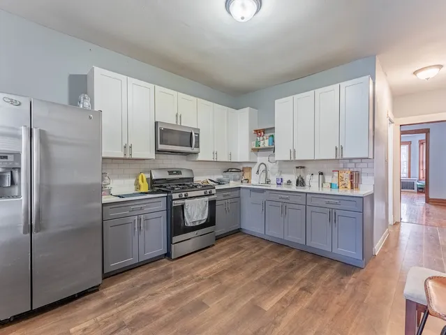 $410,000 | 4044 West Potomac Avenue, Chicago, IL 60651