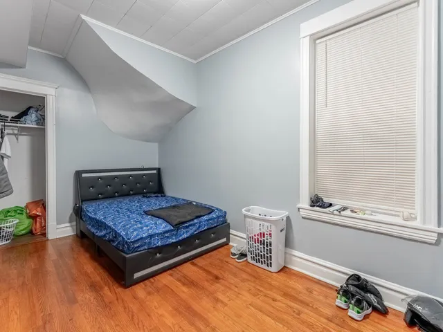 $410,000 | 4044 West Potomac Avenue, Chicago, IL 60651