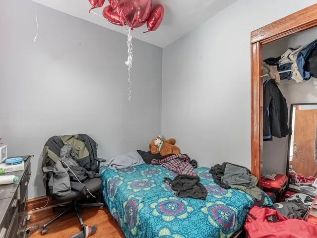 $410,000 | 4044 West Potomac Avenue, Chicago, IL 60651