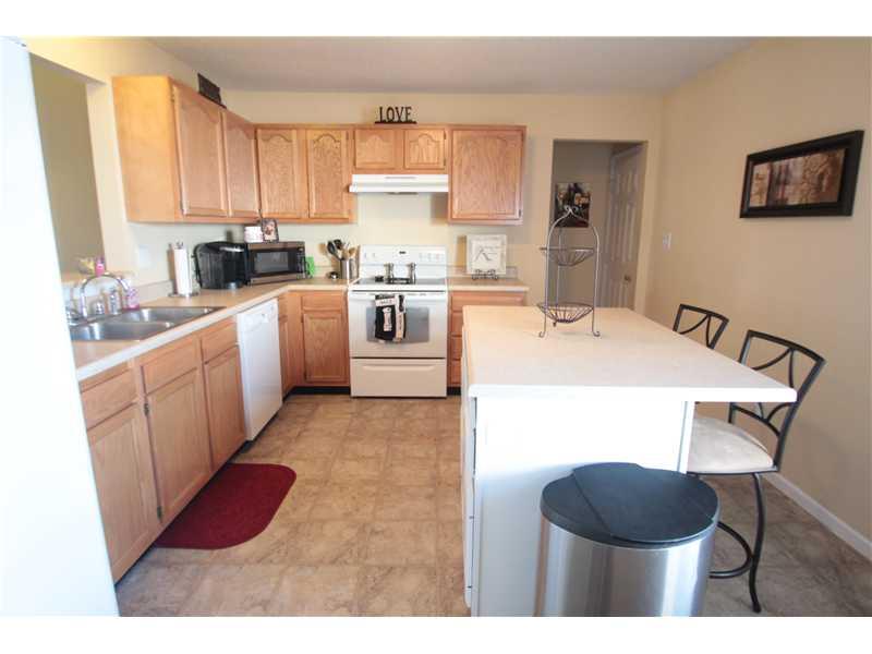 12263 Rambling Road Fishers, IN 46037 - Photo 2 of 12 Gallery Image 2