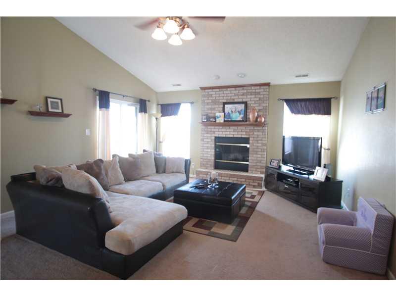 12263 Rambling Road Fishers, IN 46037 - Photo 6 of 12 Gallery Image 6