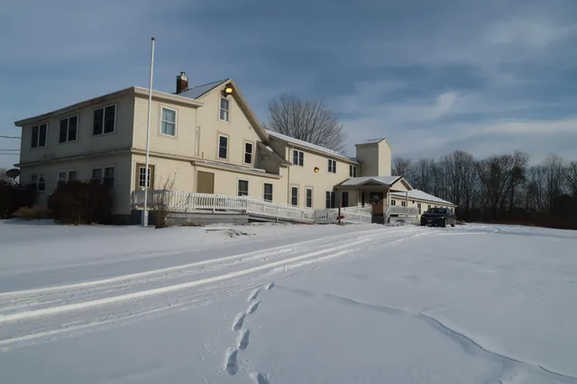 $1,290,000 | 457 Old Lewiston Road, Winthrop, ME 04364