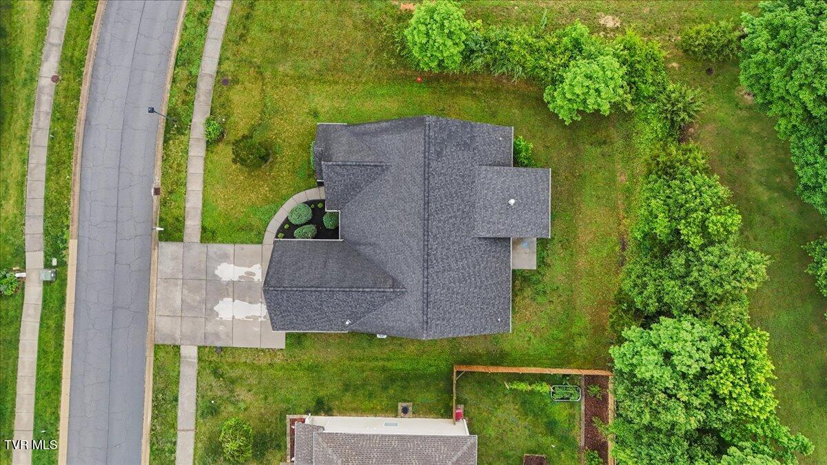 1125 Hammett Road Johnson City, TN 37615 - Photo 2 of 52 46-DJI_20260526094932_0524_D