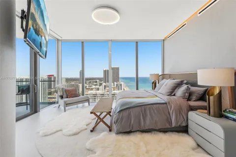 $3,800,000 | 2000 South Ocean Drive, Unit 28A, Hallandale Beach, FL 33009