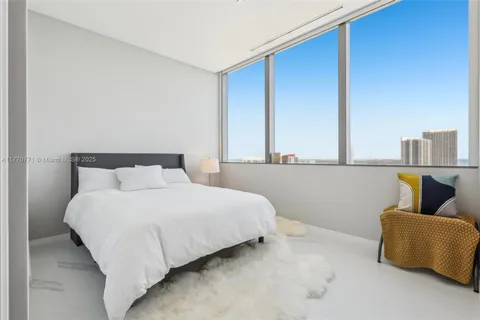 $3,800,000 | 2000 South Ocean Drive, Unit 28A, Hallandale Beach, FL 33009