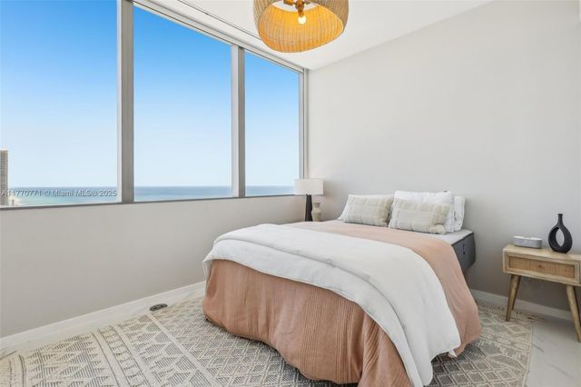 $3,800,000 | 2000 South Ocean Drive, Unit 28A, Hallandale Beach, FL 33009