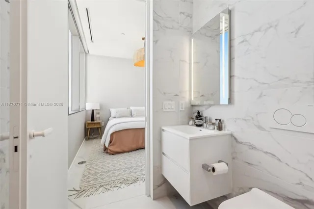 $3,800,000 | 2000 South Ocean Drive, Unit 28A, Hallandale Beach, FL 33009