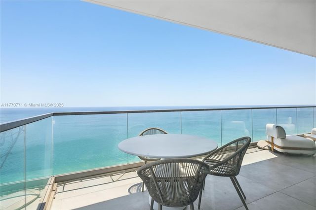 $3,800,000 | 2000 South Ocean Drive, Unit 28A, Hallandale Beach, FL 33009