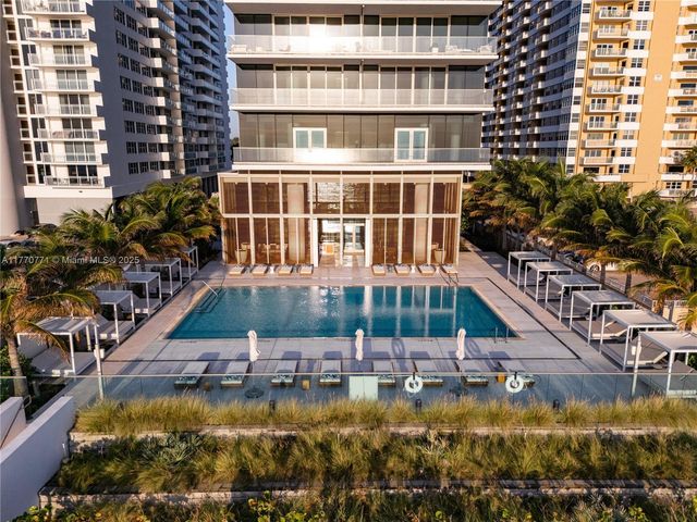 $3,800,000 | 2000 South Ocean Drive, Unit 28A, Hallandale Beach, FL 33009