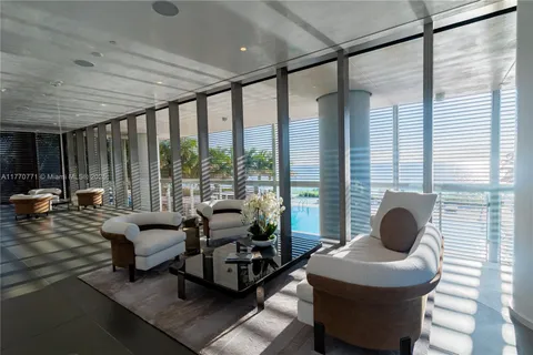 $3,800,000 | 2000 South Ocean Drive, Unit 28A, Hallandale Beach, FL 33009