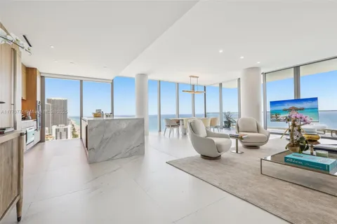 $3,800,000 | 2000 South Ocean Drive, Unit 28A, Hallandale Beach, FL 33009