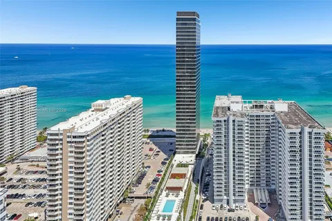 $3,800,000 | 2000 South Ocean Drive, Unit 28A, Hallandale Beach, FL 33009
