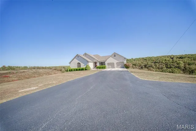 $539,900 | 15800 County Road 7250, Newburg, MO 65550