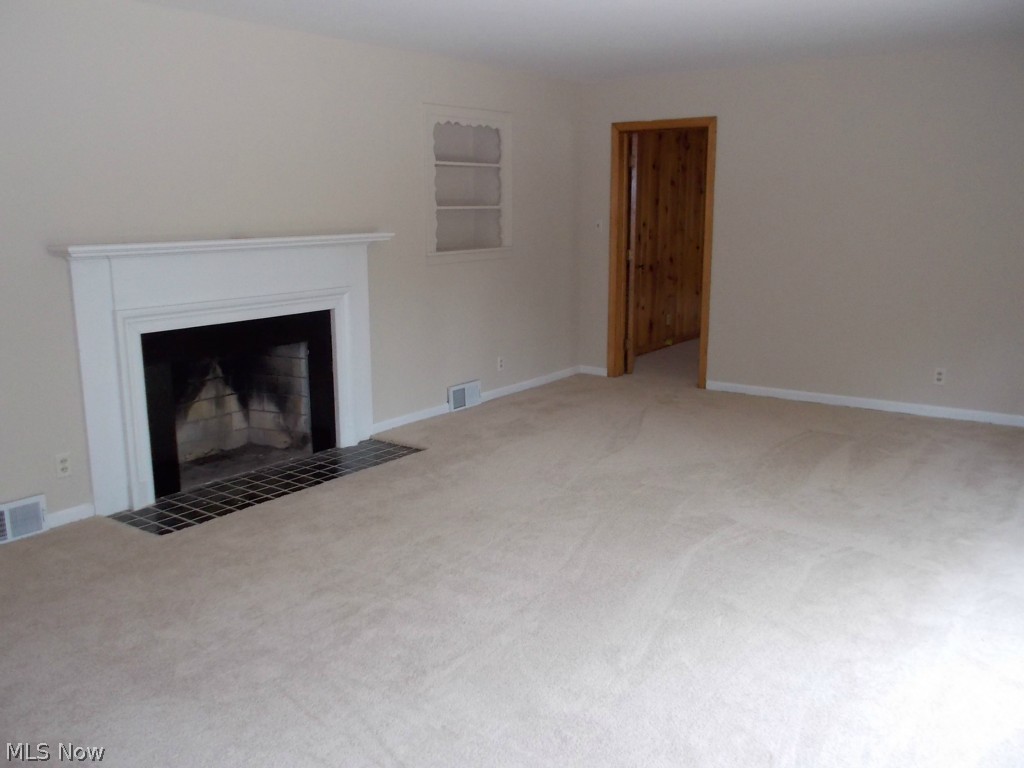 37 South Revere Road Akron, OH 44313 - Photo 2 of 16 Gallery Image 2