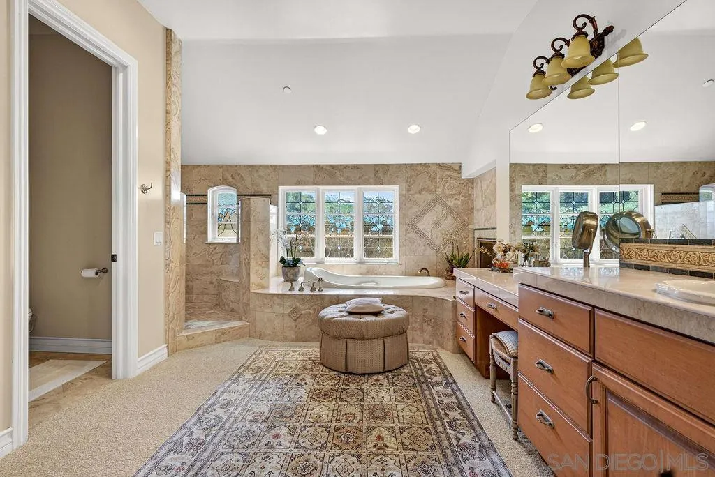 6253 Clubhouse Drive Rancho Santa Fe, CA 92067 - Photo 47 of 73
