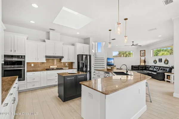 $925,000 | 4010 Turkey Point Drive, Melbourne, FL 32934