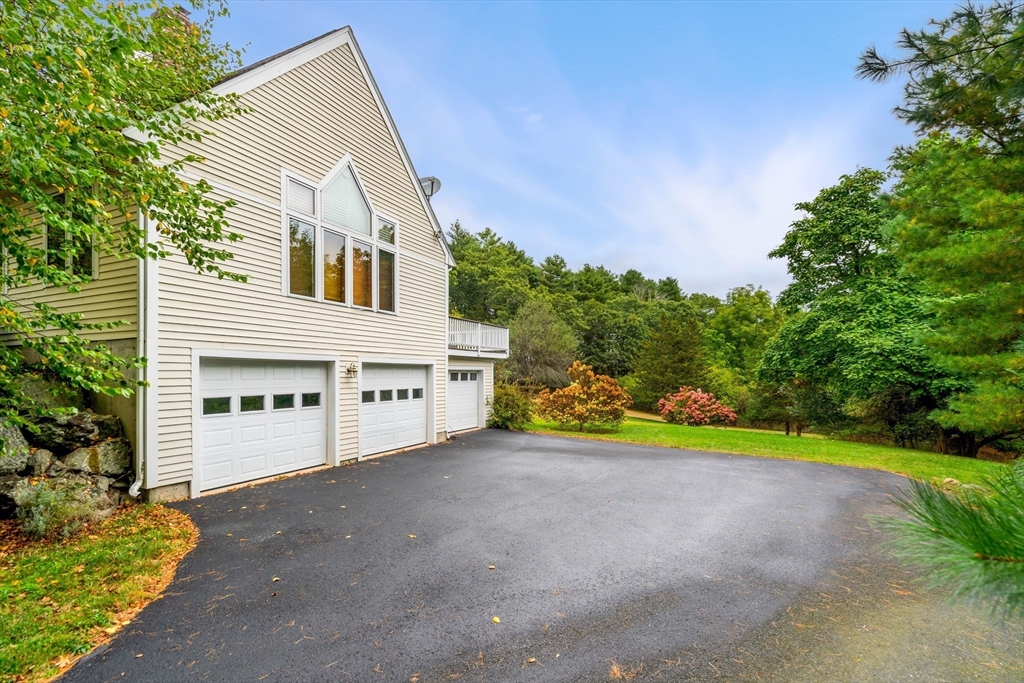 45 Hopewell Farm Road Natick, MA 01760 - Photo 4 of 25 Gallery Image 4