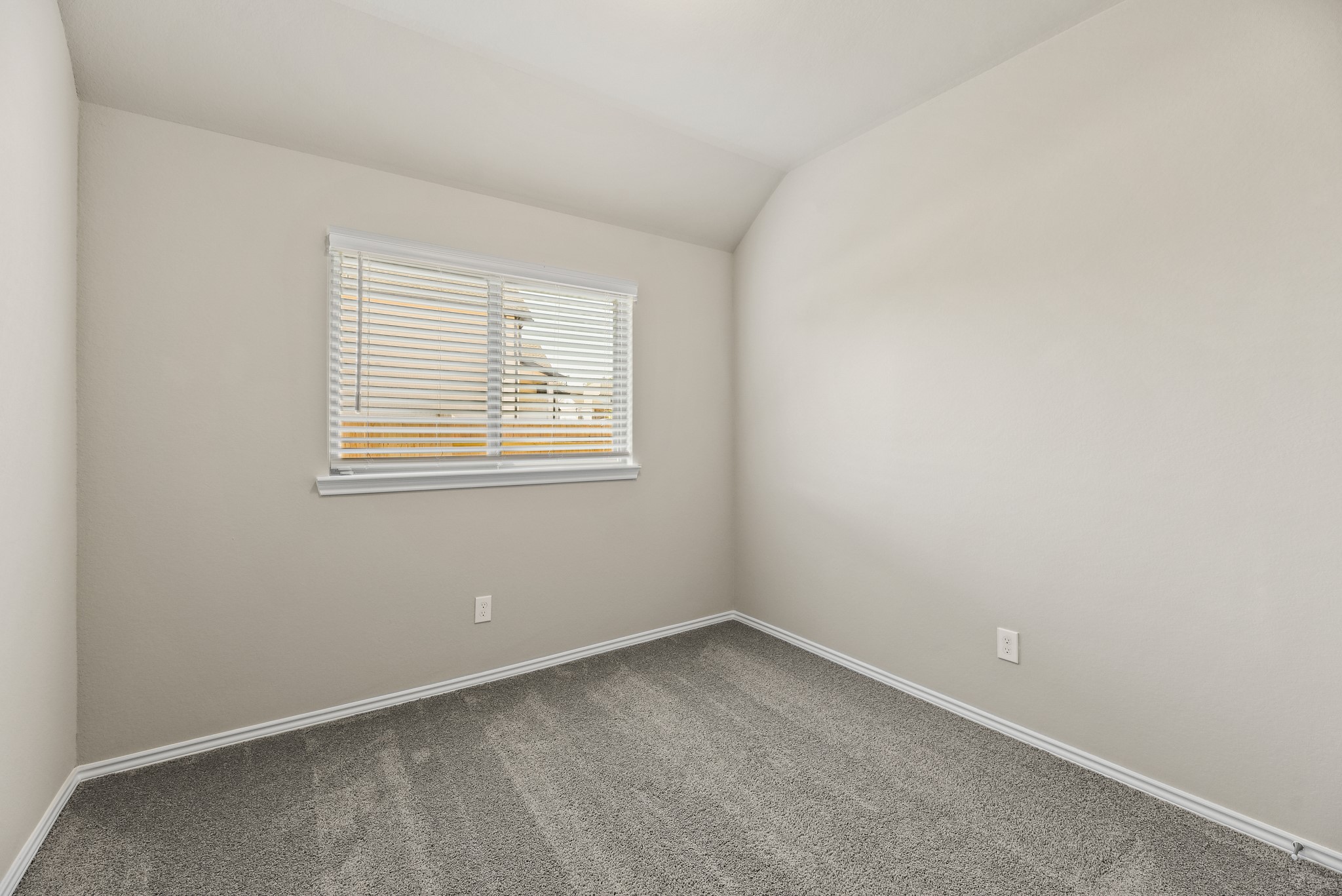 1330 Lakeside Creek Road Magnolia, TX 77354 - Photo 15 of 28 an empty room with a window