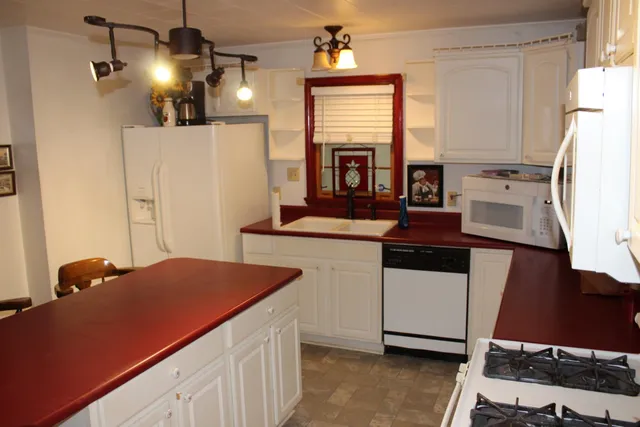 $299,000 | 280 Walker Street, Columbus, NC 28722