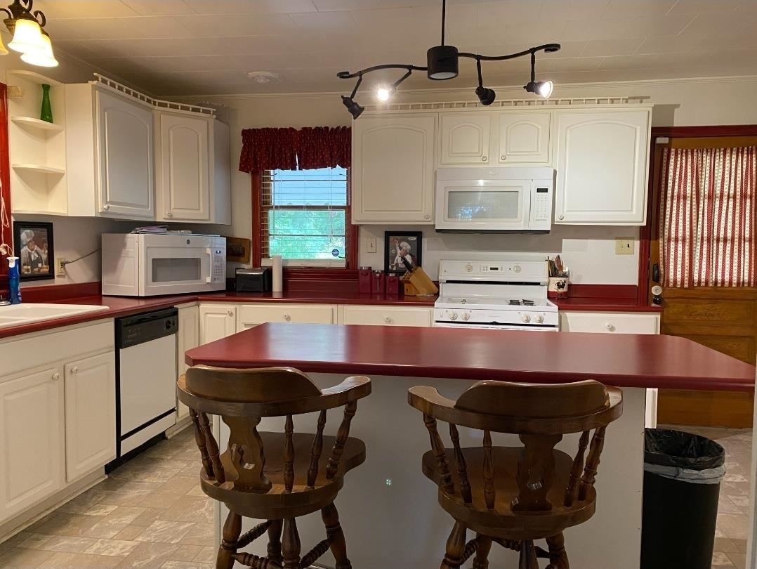 280 Walker Street Columbus, NC 28722 - Photo 14 of 47