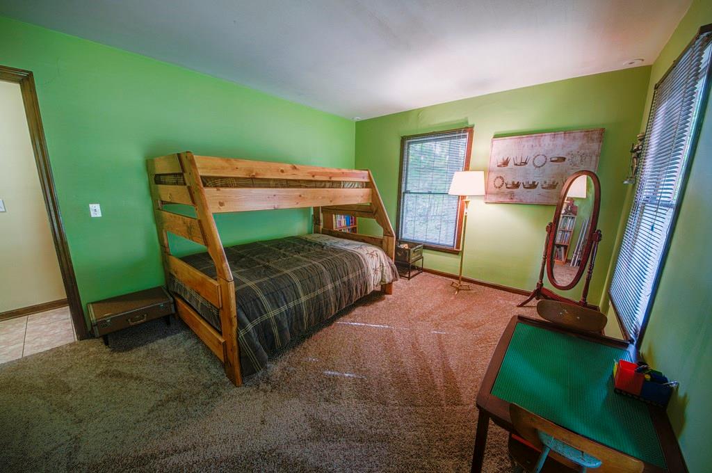 404 Gass Road Wexford, PA 15090 - Photo 14 of 20 Bedroom has brand new carpet and ample closet space.
