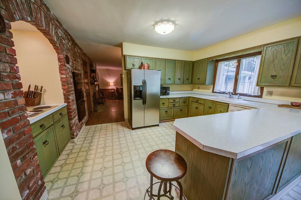 404 Gass Road Wexford, PA 15090 - Photo 7 of 20 If you love vintage, you'll love this!