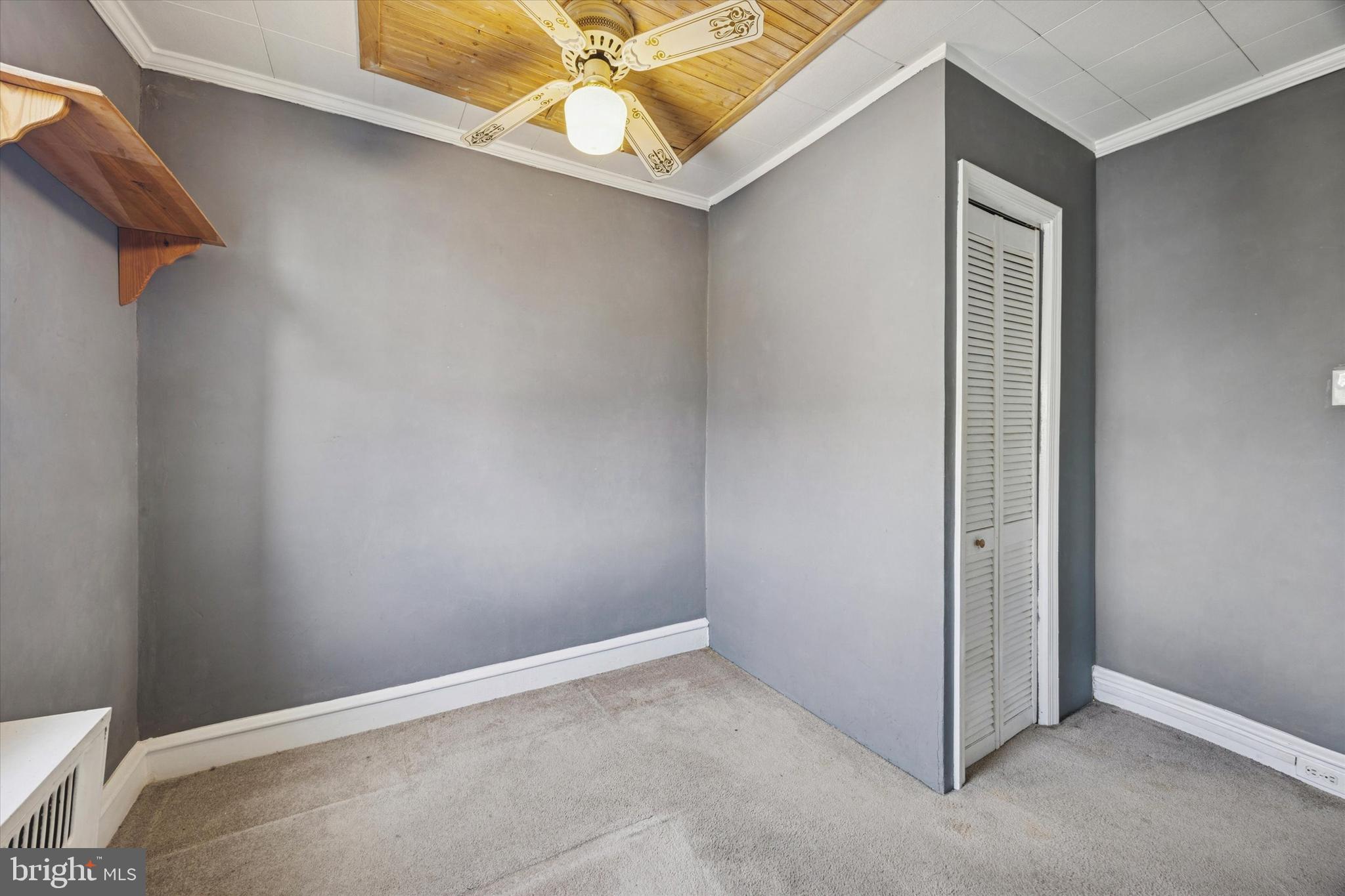 1114 Roosevelt Drive Havertown, PA 19083 - Photo 7 of 14 an empty room with a window