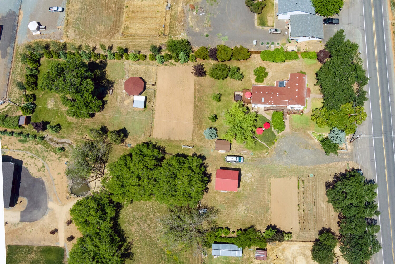 4313 South Stage Road Medford, OR 97501 - Photo 2 of 70 80_SSR_80_mls