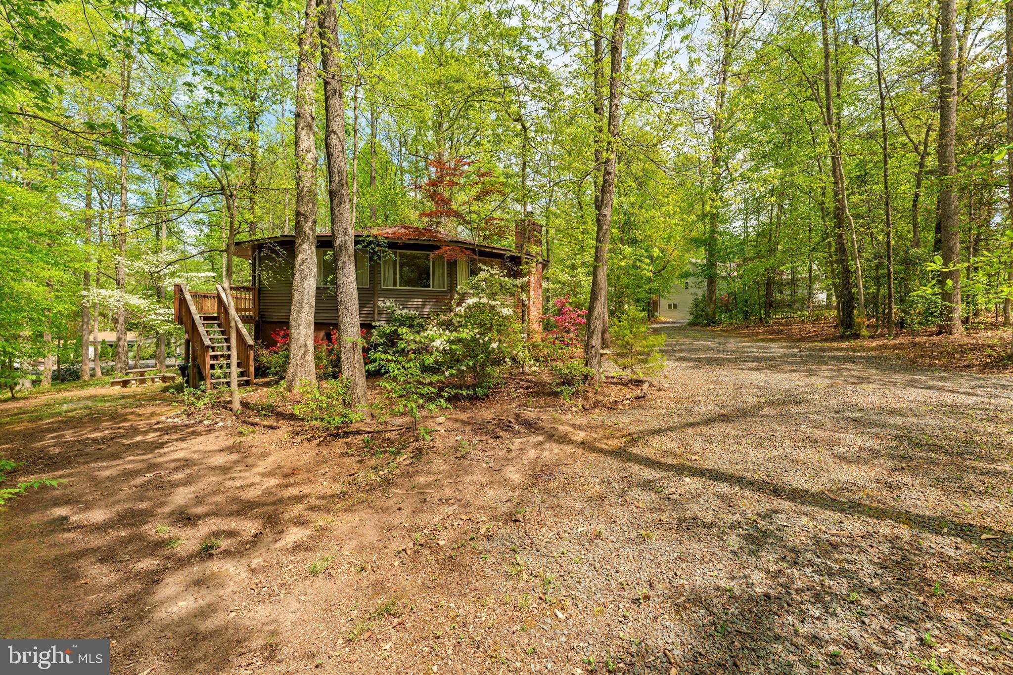 152 Edgemont Circle Locust Grove, VA 22508 - Photo 43 of 60 a view of a basketball court
